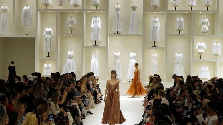 Essential Fashion Houses 2026: Exclusive Buying Guide for Chanel, Dior, Hermès