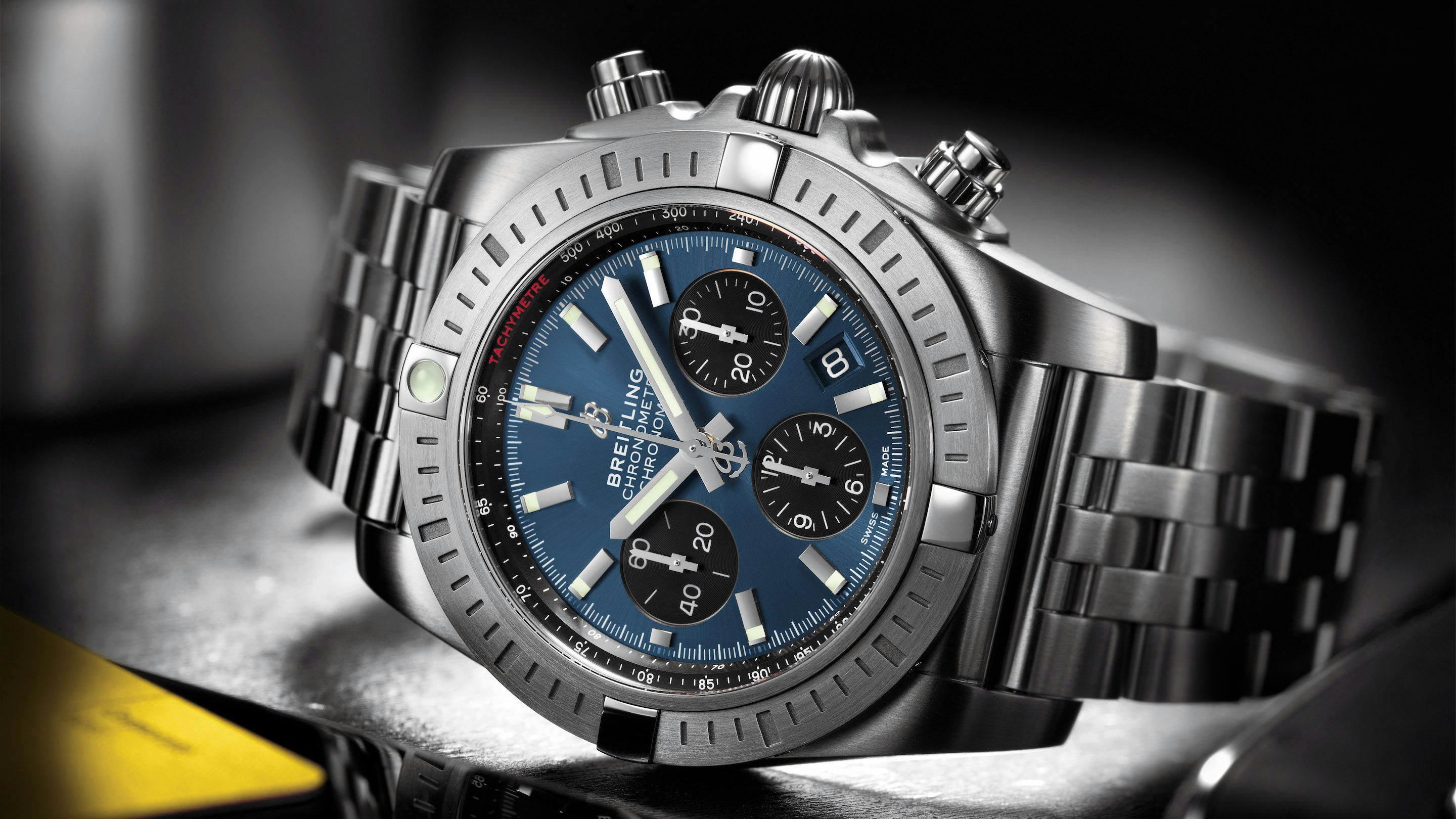 Odměřovat čas fotbalu: příběh rozhodčovských chronografů Breitling — AC Private