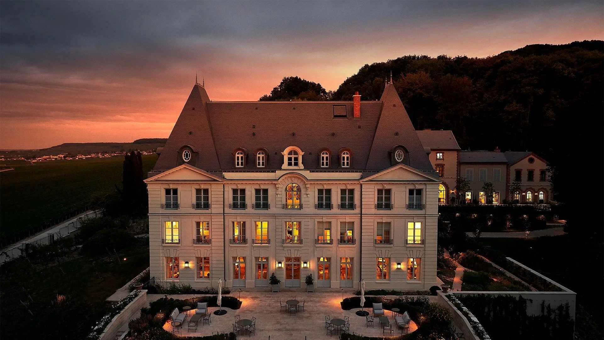 The Art of the Surprise Birthday: An Exceptional Evening at Domaine Le Schlossberg