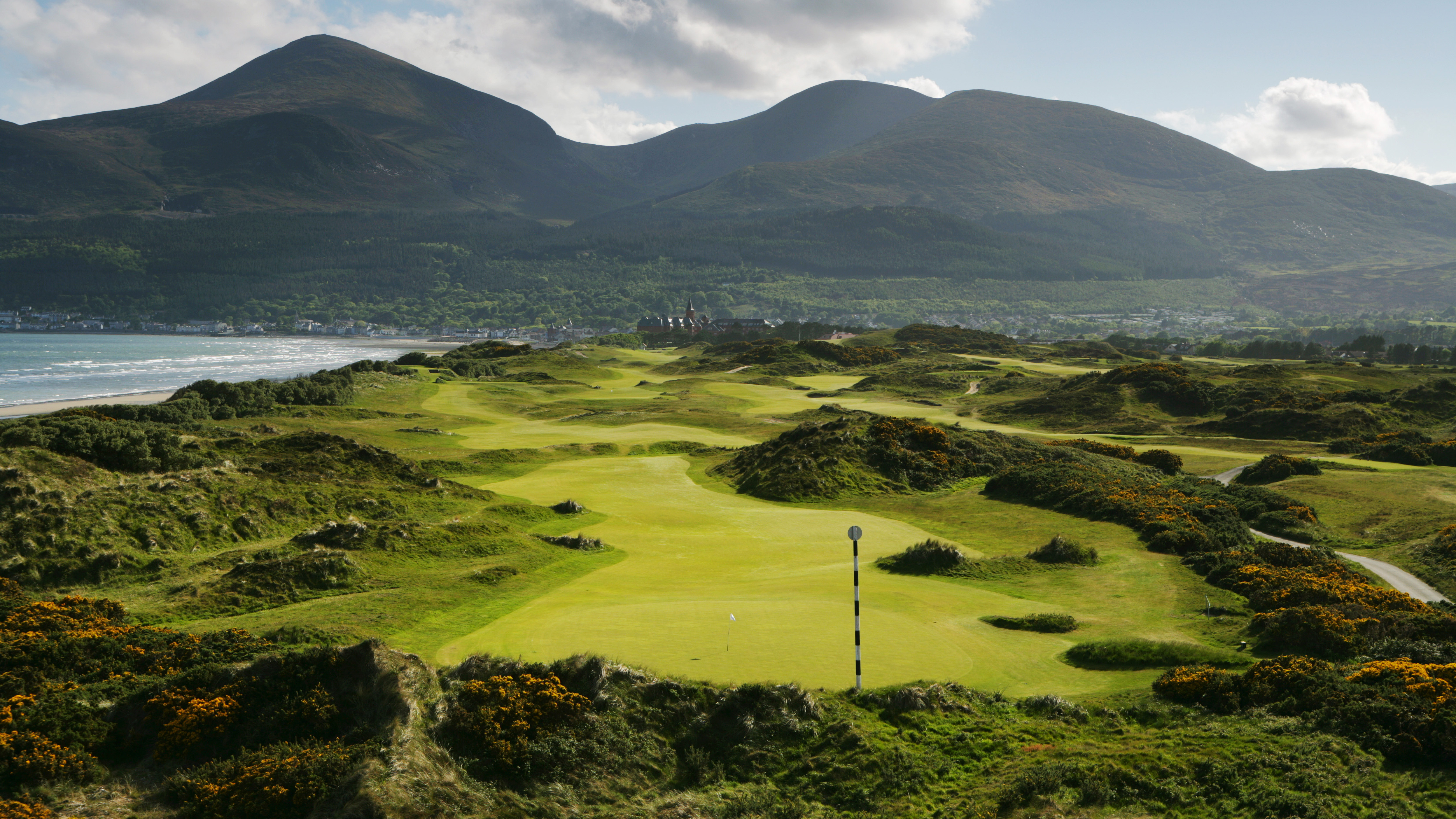 Le golf, nouveau territoire du luxe : Bugatti, Louis Vuitton et TAG Heuer sur les greens — AC Private