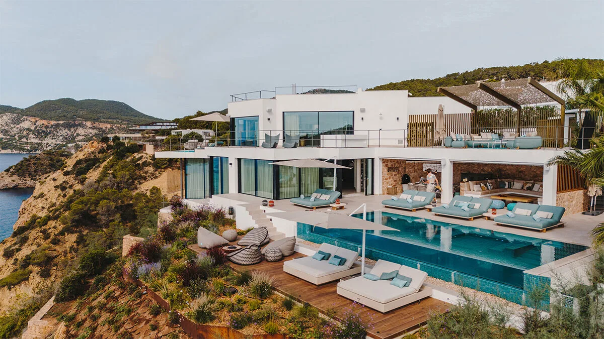 Integrated Concierge: The Number One Value Driver for Luxury Villas in 2026