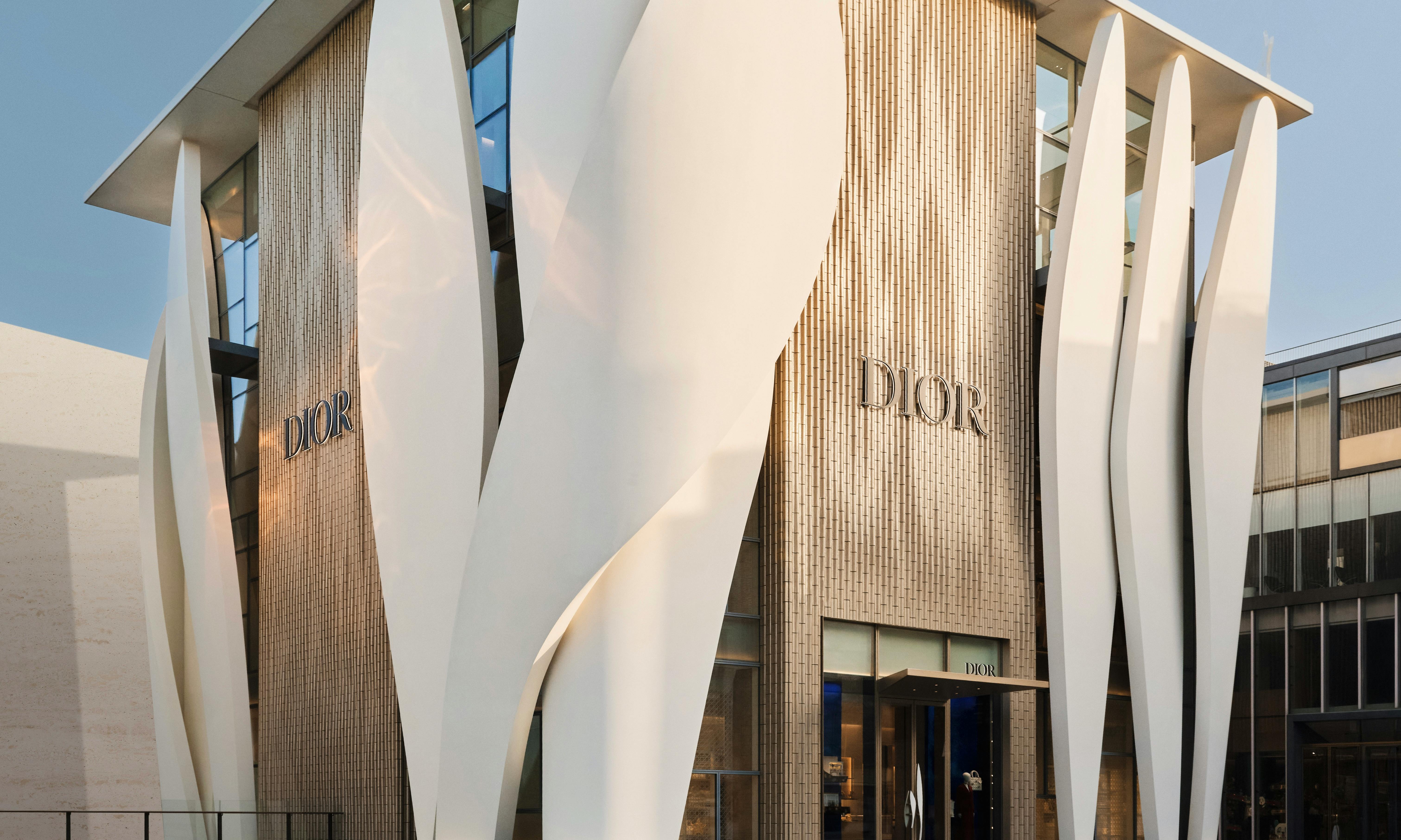 Dior, Saint Laurent, Cartier… Prix Versailles 2026 odhaluje nejkrásnější obchody světa — photo 1