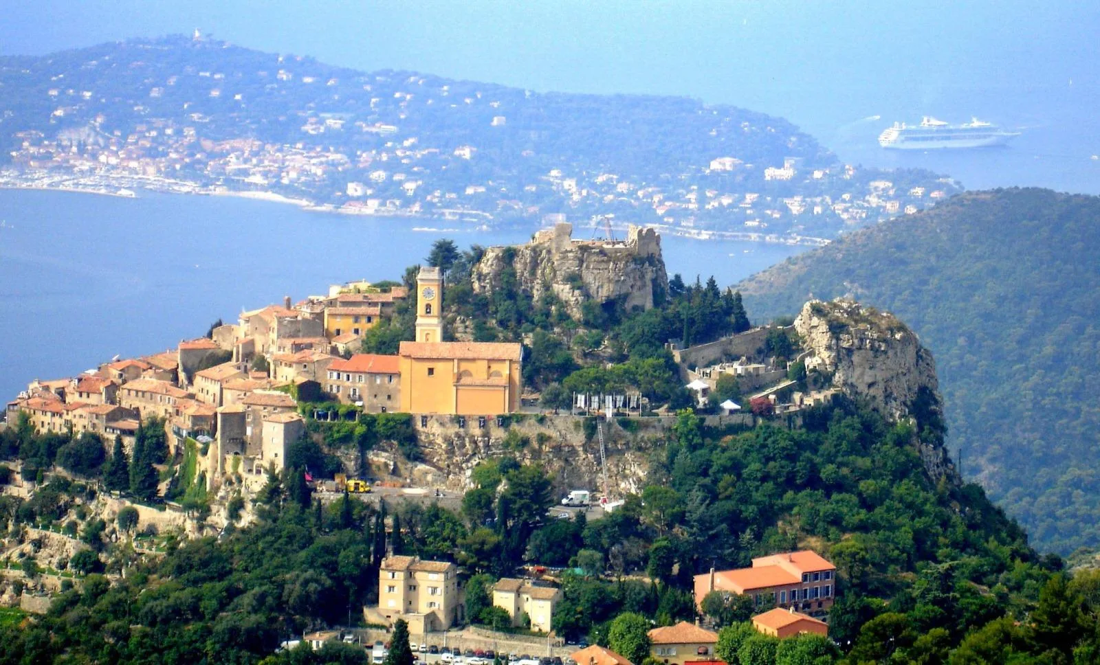The 10 Prettiest Towns & Villages on the French Riviera